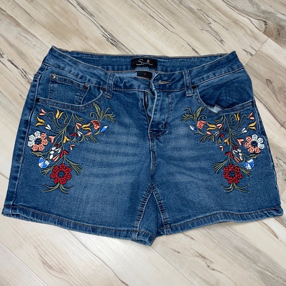 Earl Jean shorts size 4